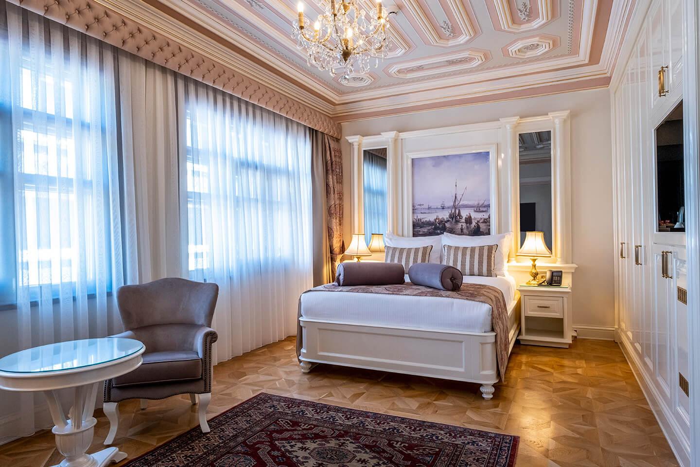 Hotel Ortakoey 2*